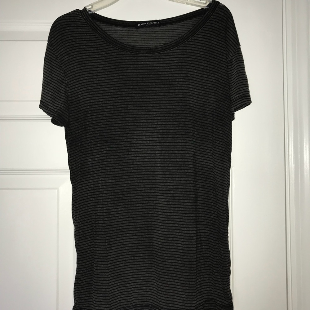 Brandy Melville t shirt